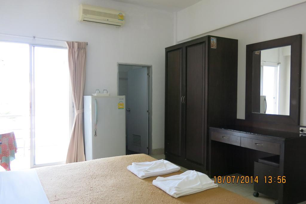 Ekkamon Apartment Phuket Exterior photo